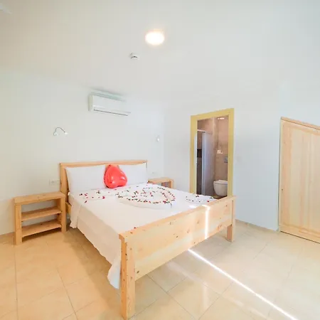 Szálloda Candle Light *