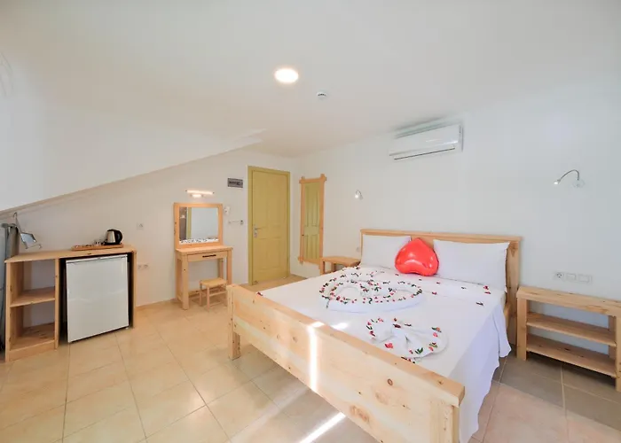 Отель Candle Light Фетхие