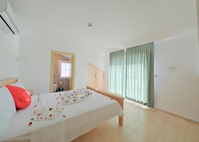 Candle Light ホテル *